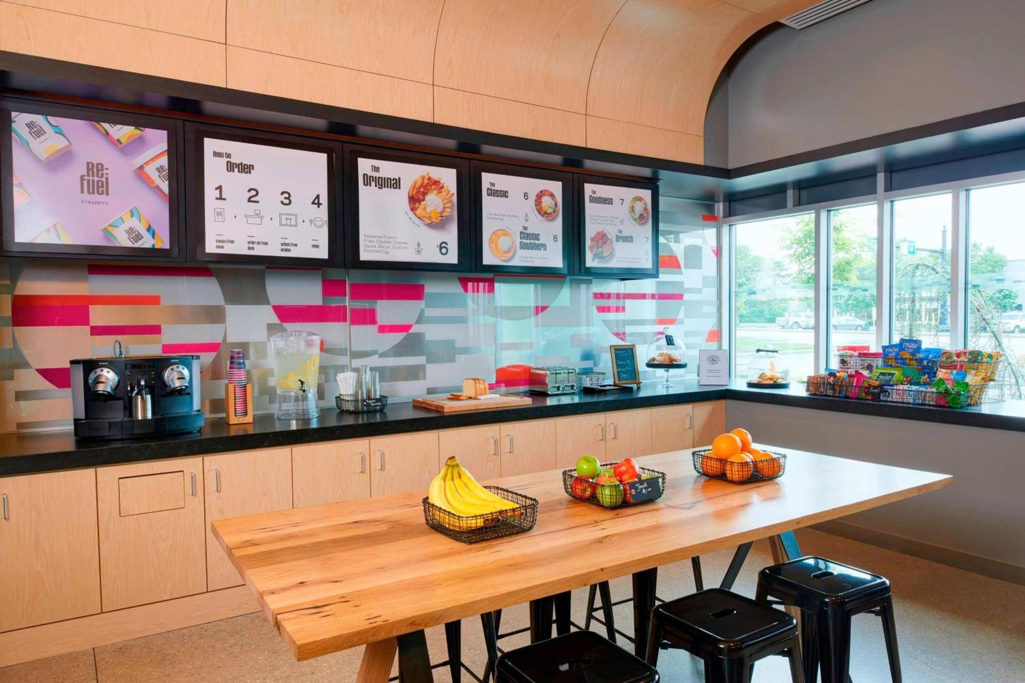 Aloft Columbus Hotel 3*