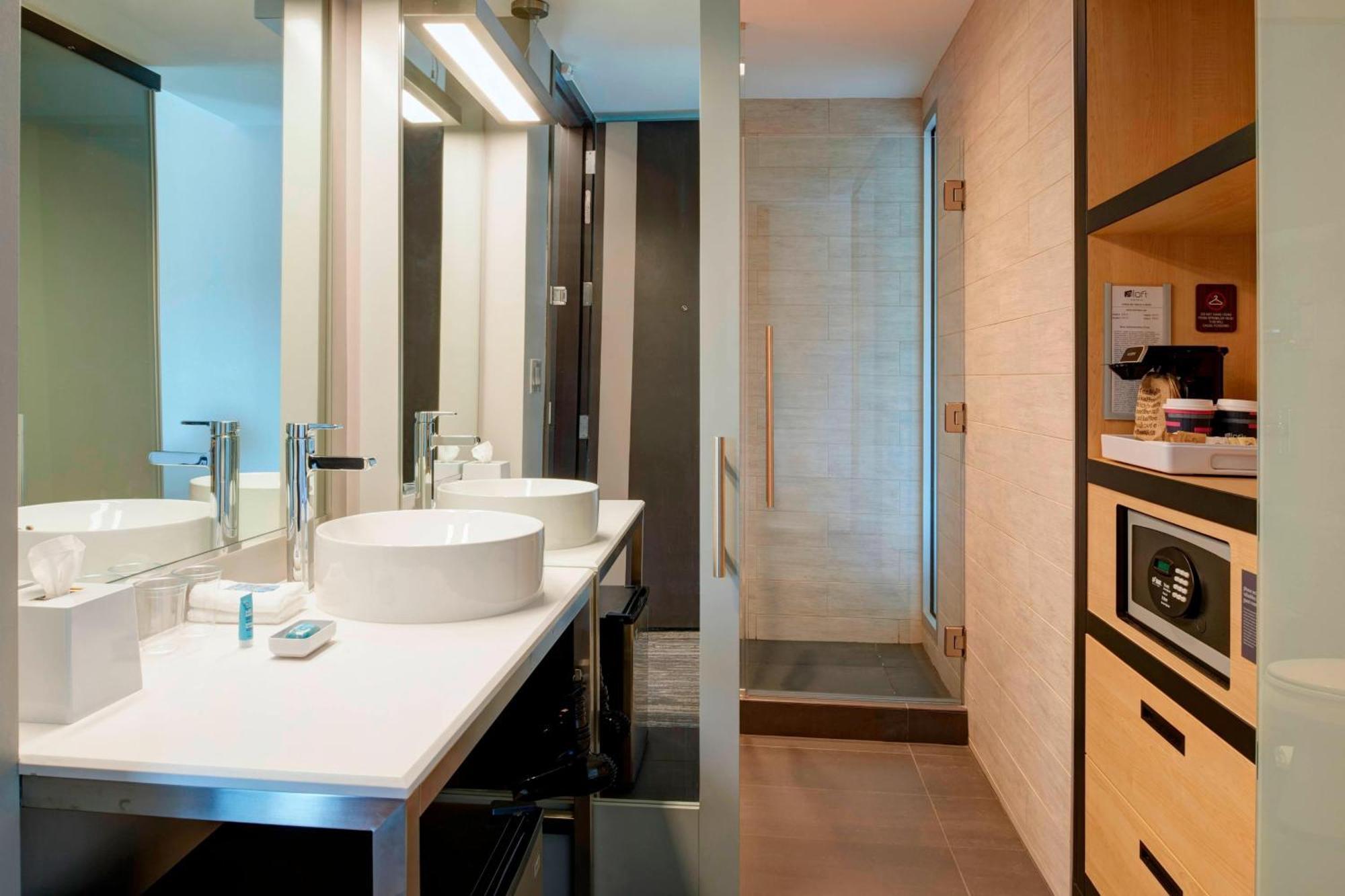 Hotel Aloft Columbus 3*